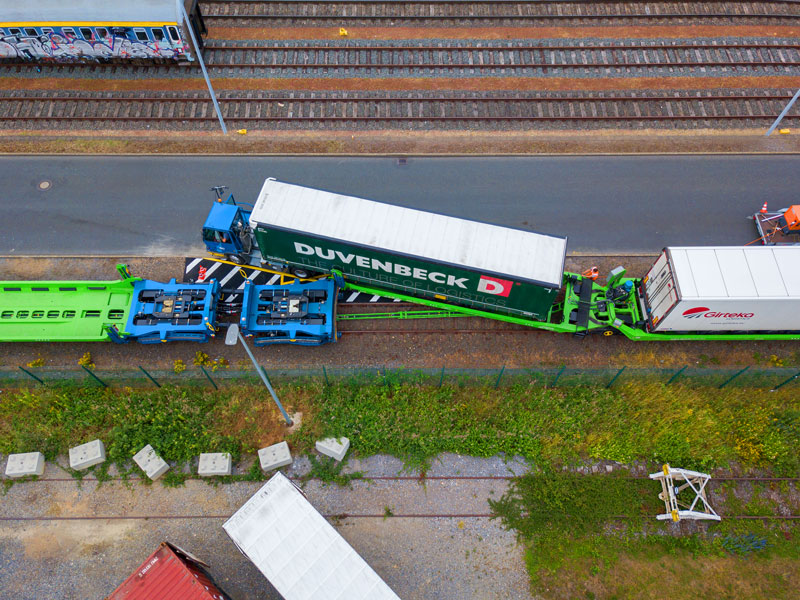 YT-EVs support Helrom in reducing carbon emissions